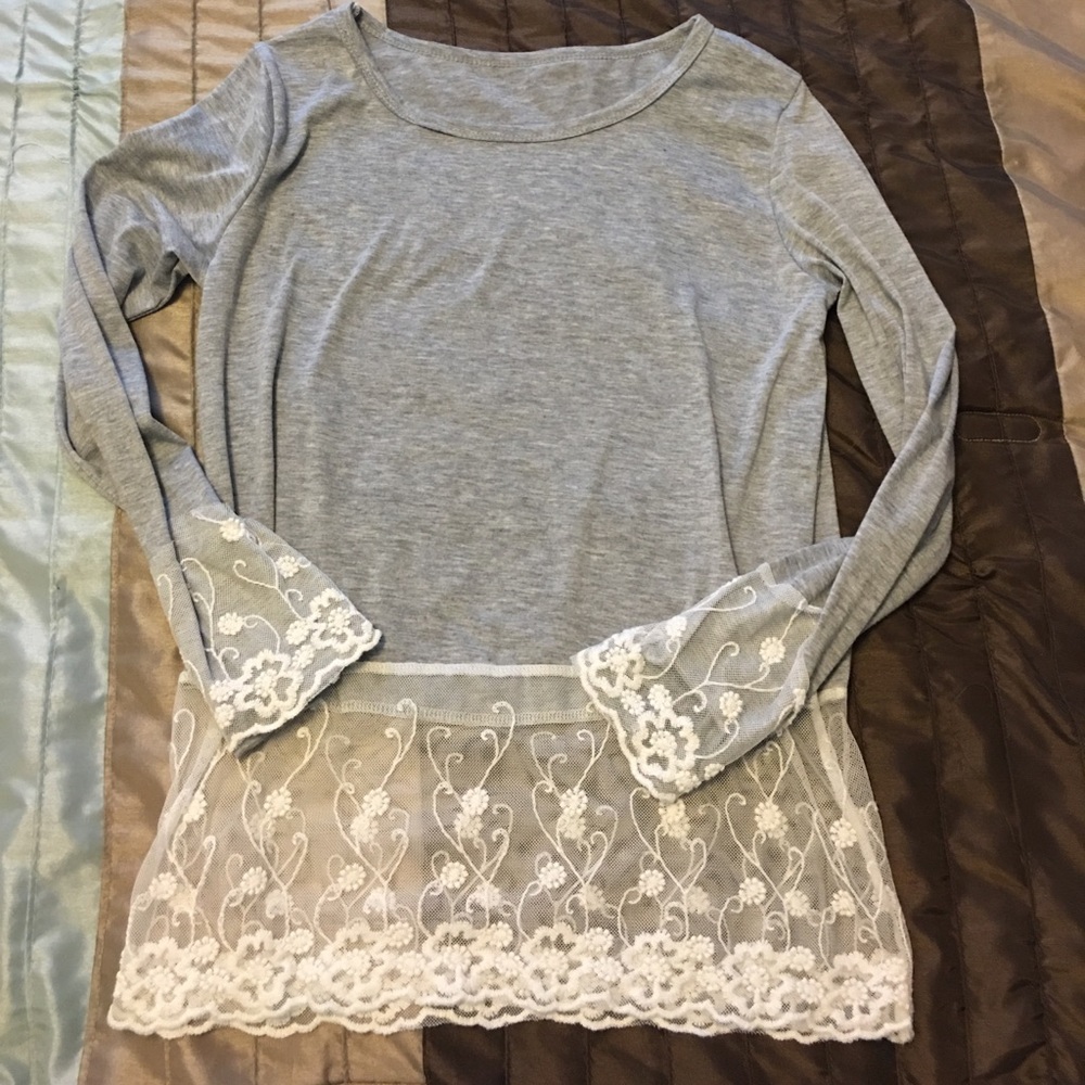 Super cute gray and white lace shirt…boutique … XS