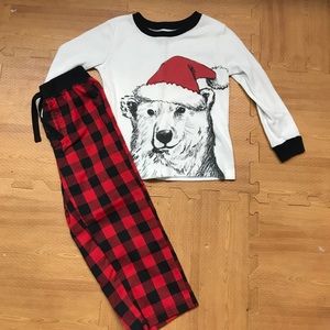 Boys Pjs perfect for the holidays  EUC