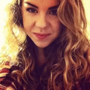 Meet your Posher, Carrie