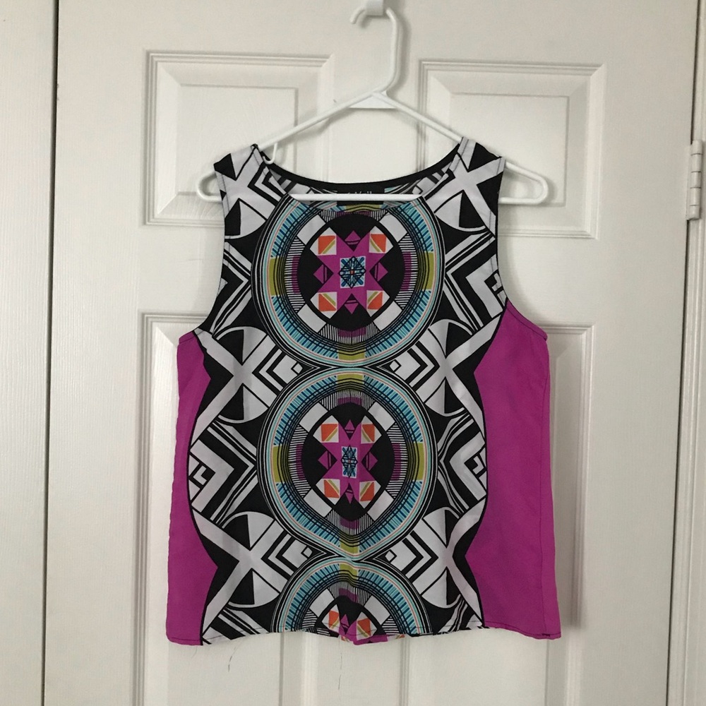 *SOLD* 
Fab’rik Pink Patterned Silky Tank