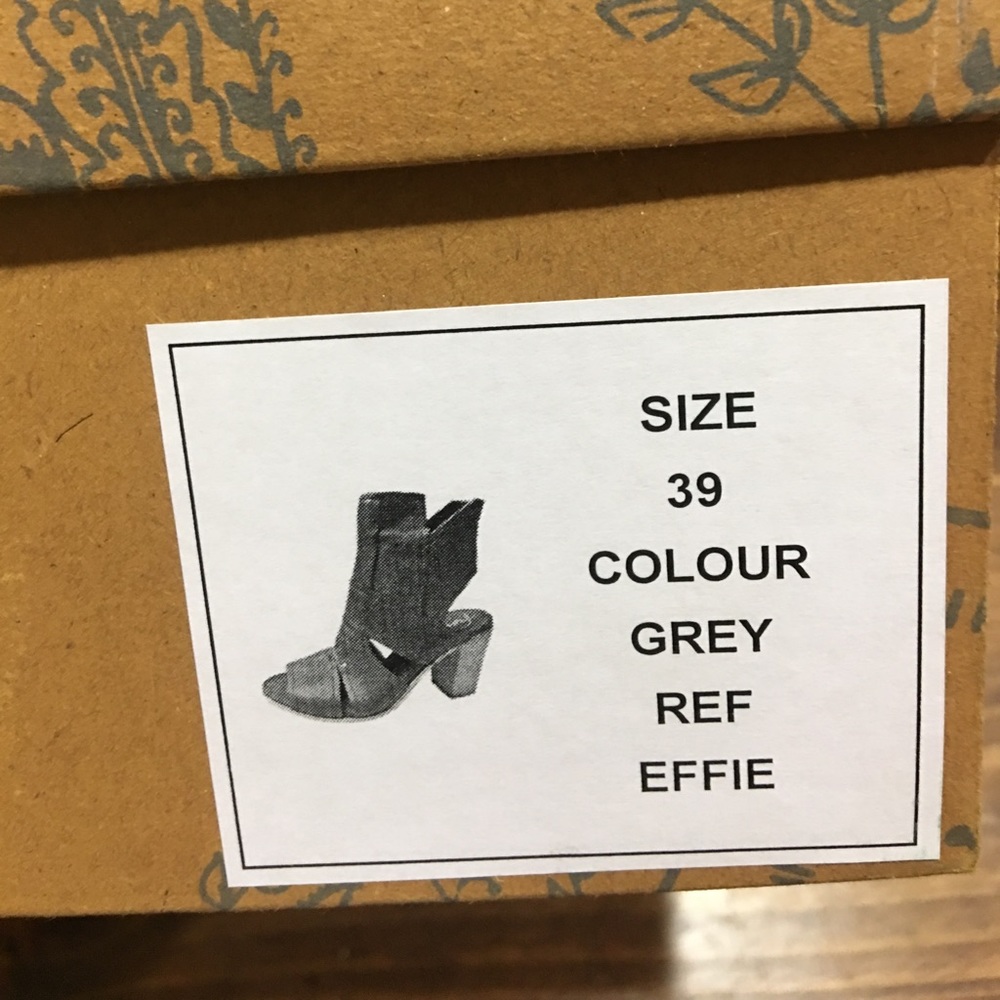 ! Free People Effie Block Heel Gray 39 EUC - Picture 6 of 6