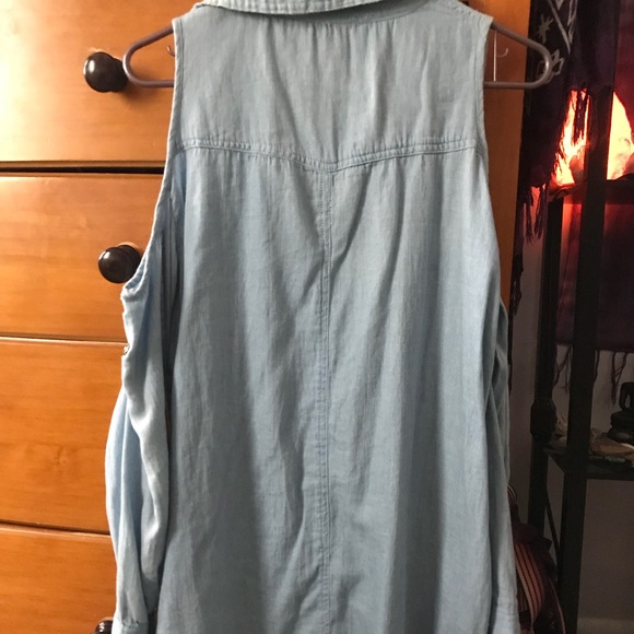 Long, light denim tunic with open shoulders - Picture 4 of 4