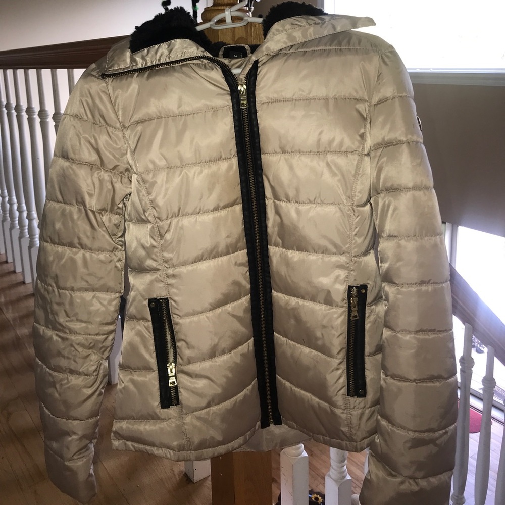 guess jacket - Picture 1 of 3