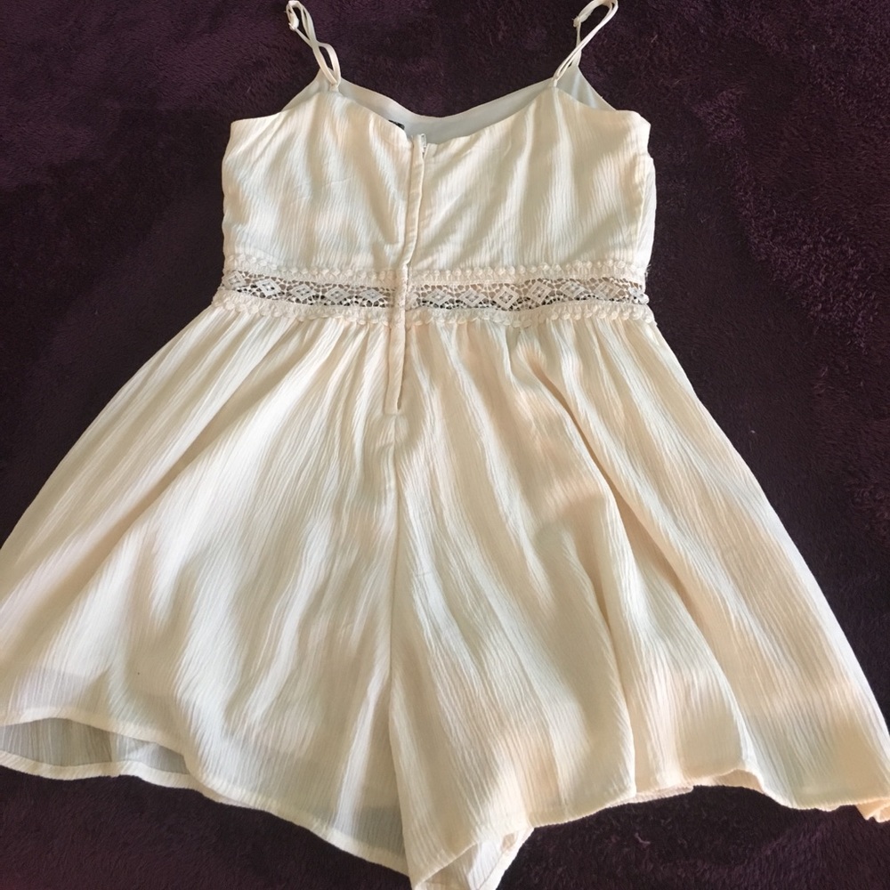 Never worn - Picture 2 of 4