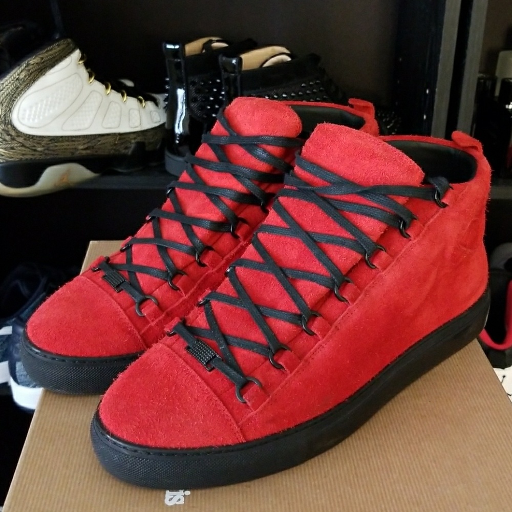 Mens Balenciana red suede like new