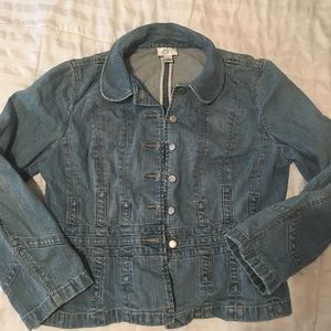 Ann Taylor Loft Women's Denim fitted jacket