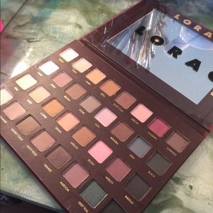 Lorac mega pro