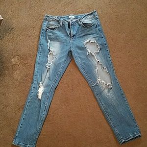 Size 11 ymi distressed jeans