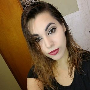 Meet your Posher, Rosaura