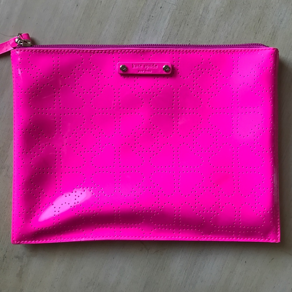 Adorable Kate Spade clutch/large pouch!