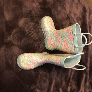 Girls rain boots