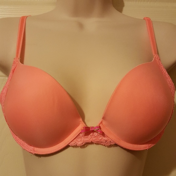 Victoria's Secret Dream Angels Lace Push Up - Picture 1 of 3