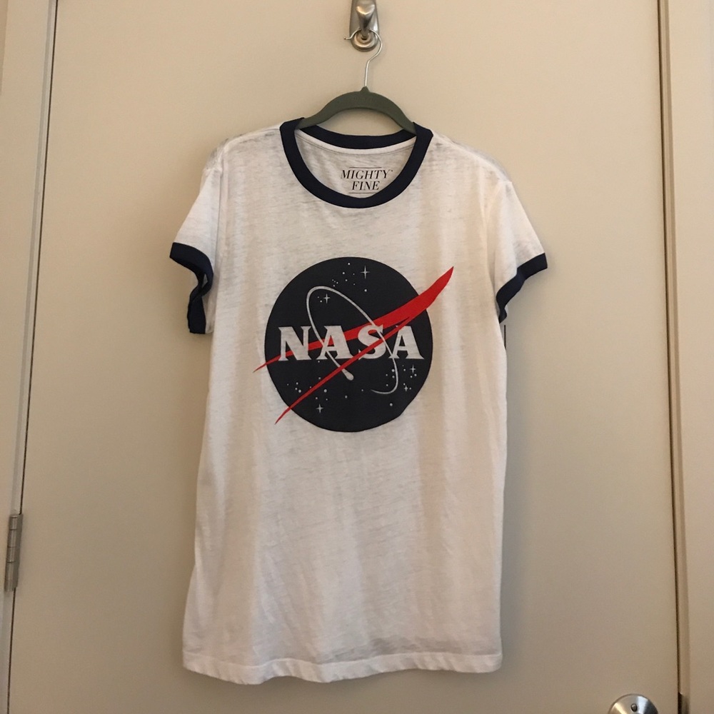 NASA t shirt NWT