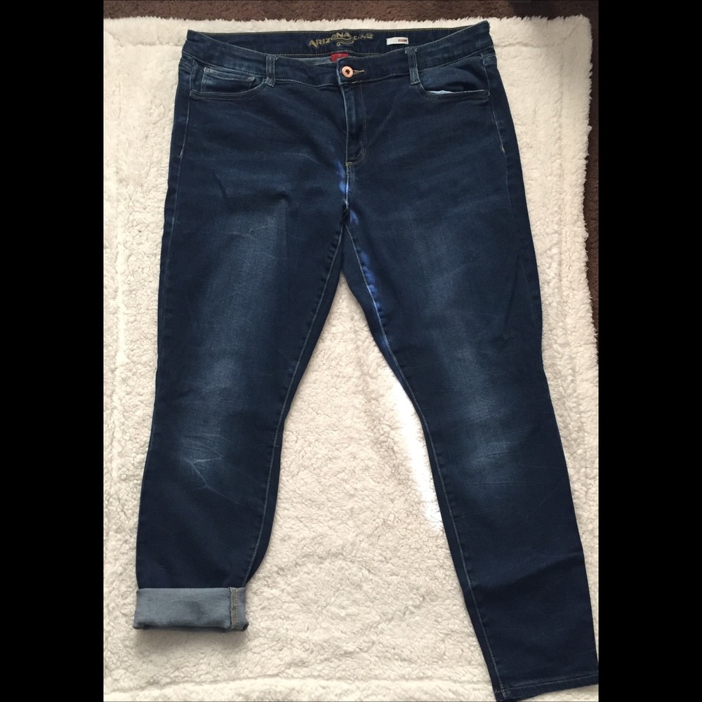 Arizona Jean Co. Skinny Jeggings.👖