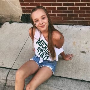 Meet your Posher, Sadie