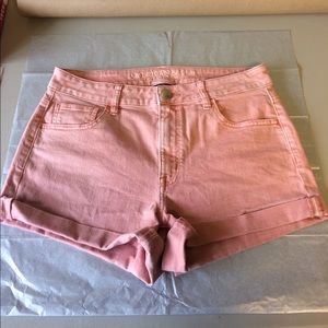 American Eagle Hi Rise Shortie Denim Shorts