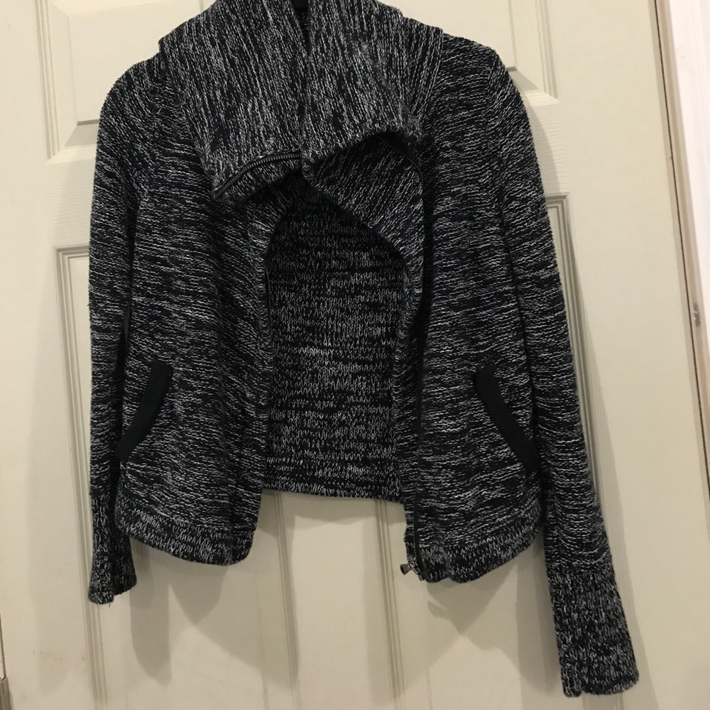 American eagle zip-up sweater/ jacket