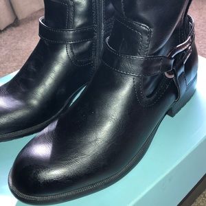 Life Stride Xena,Black Boots 👢 sz 6.5 M