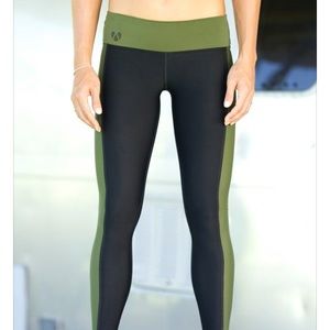 Mahiku olive/black leggings, Large, NEW w tags!