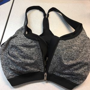 Front Zip Victoria’s Secret Knockout Sports Bra