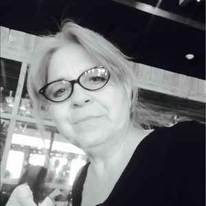 Meet your Posher, Ximena