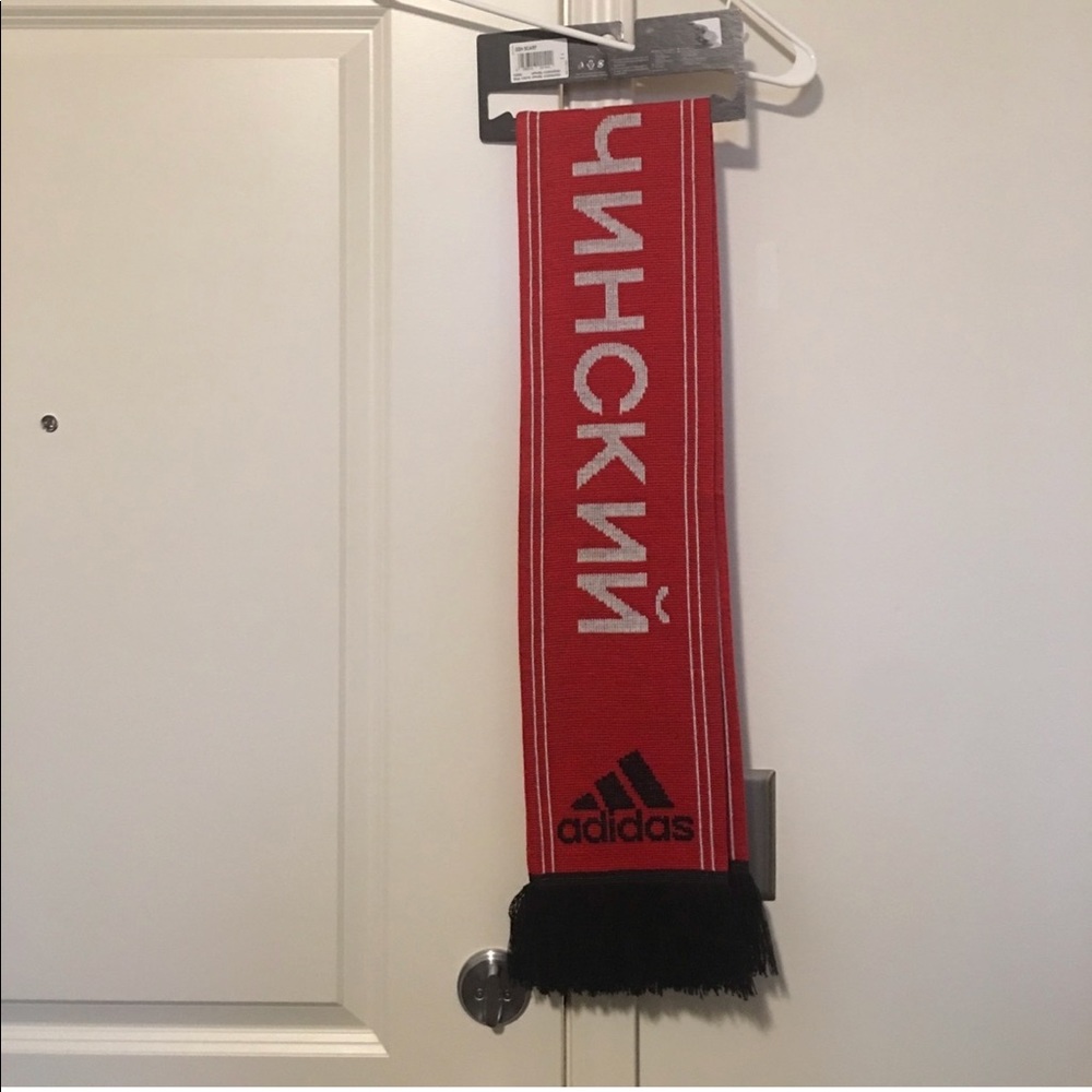 Gosha scarf