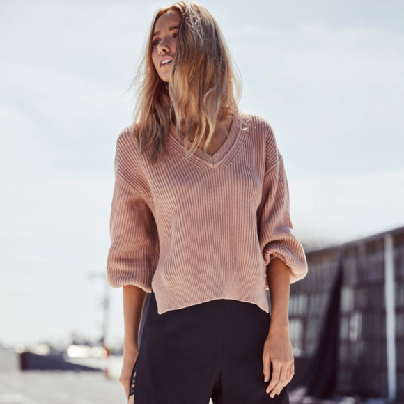 Oversized Long Sleeve Sweater - Picture 2 of 2