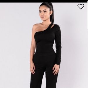 fashion nova jumpsuit