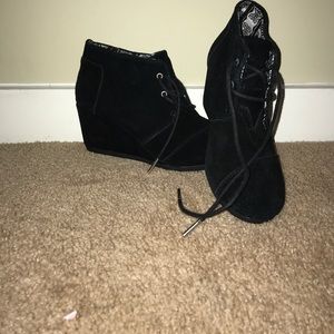 Toms wedges