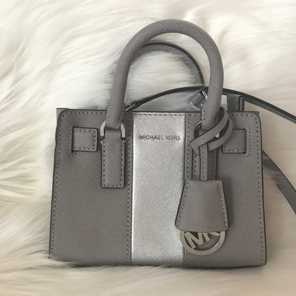 New Michael Kors Mini Crossbody Bag Dillion Stripe - Picture 2 of 6