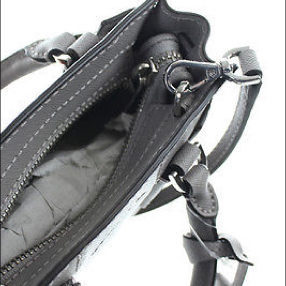 New Michael Kors Mini Crossbody Bag Dillion Stripe - Picture 3 of 6