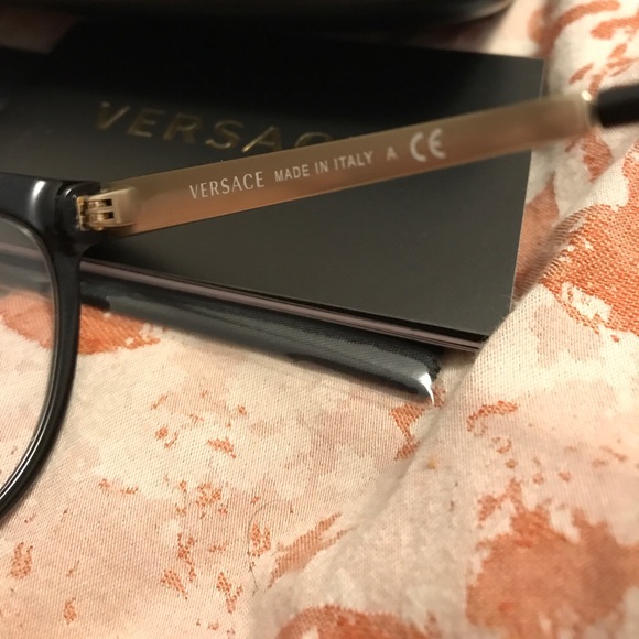 Versace frames - Picture 6 of 7