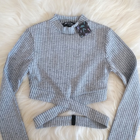 NWT NASTY GAL MOCK NECK CROP TOP - Picture 2 of 8