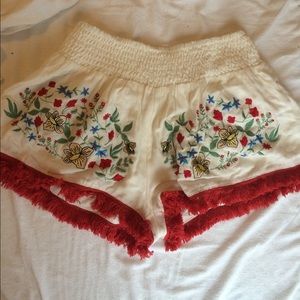 SOMEDAYS LOVIN FLOWY SHORTS NWOT