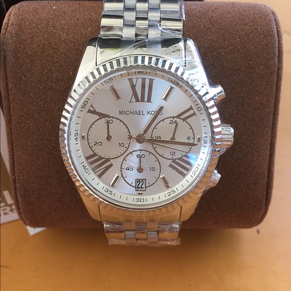Michael Kors Silver Watch **New** - Picture 3 of 3