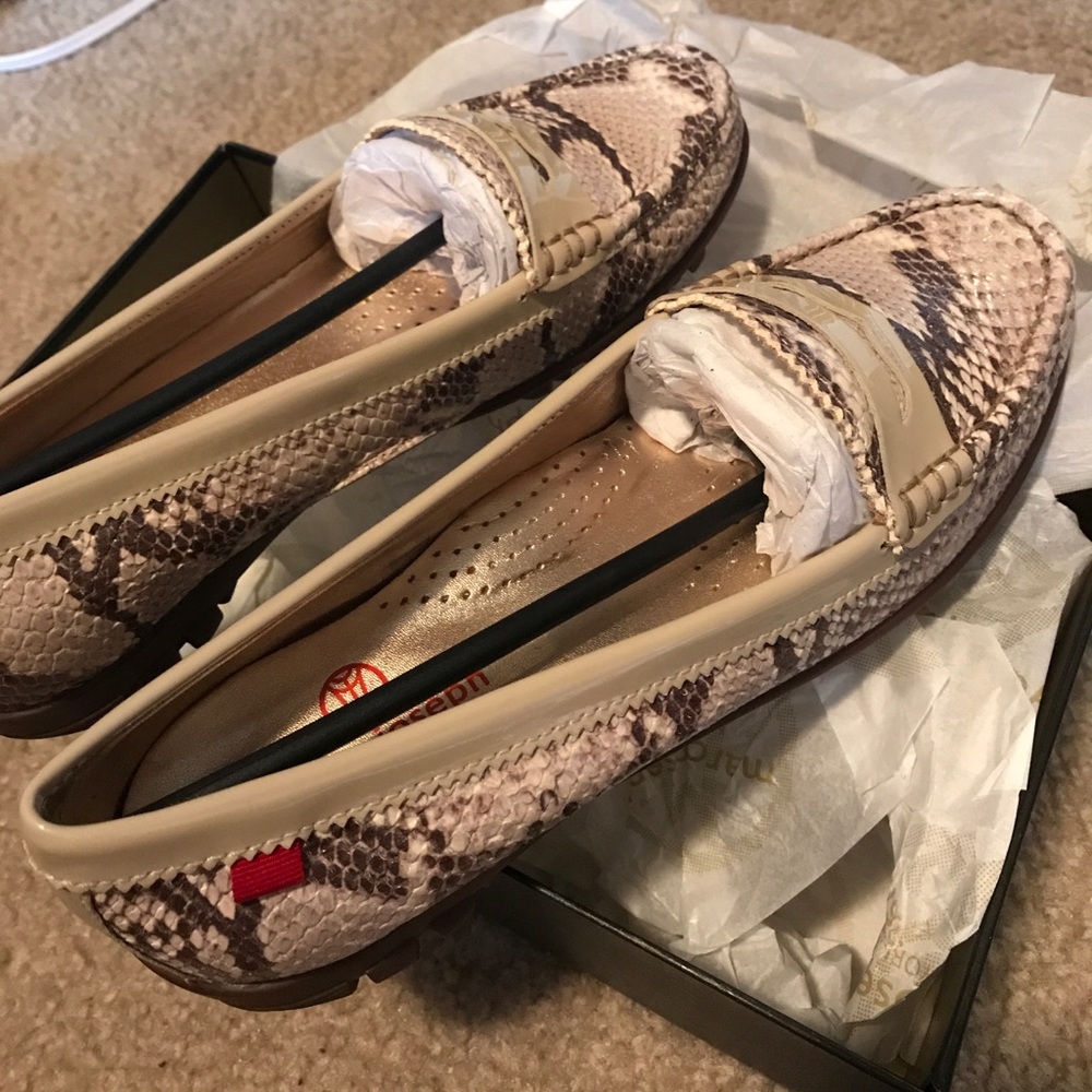 Marc Joseph Golf Loafers. Size 7. New in the box!