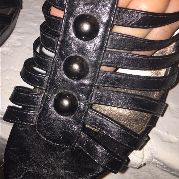 South Beach Black Strappy Heel - Picture 3 of 6