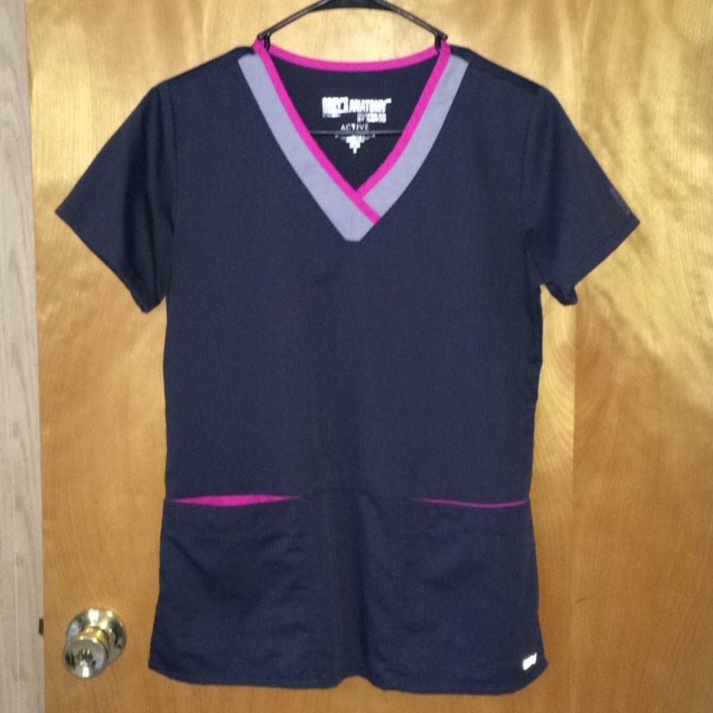 Greys Anatomy Active Scrub Top Gray and Pink Small