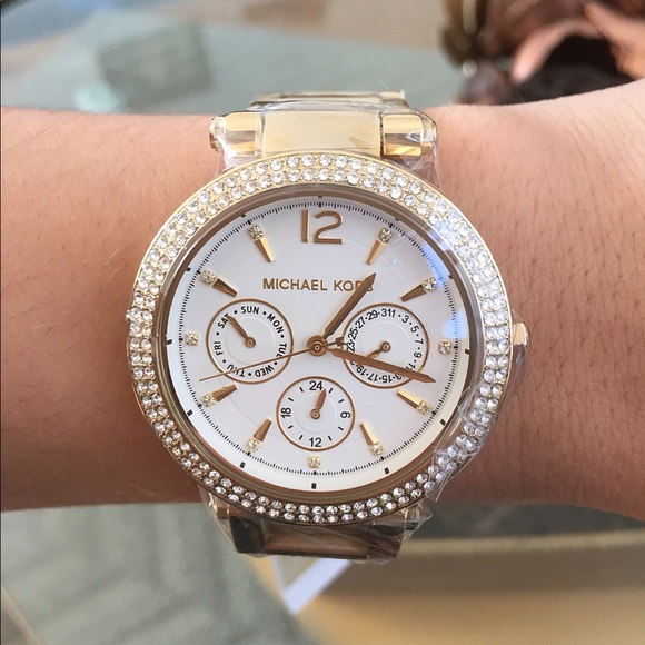 Michael Kors Gold Watch **New** - Picture 1 of 3