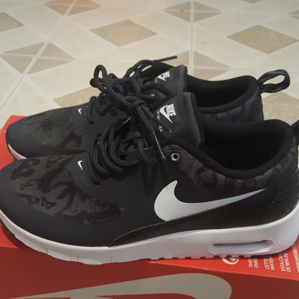Nike Air Max Thea