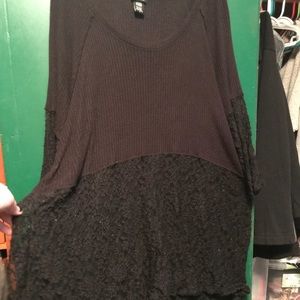 Torrid waffle thermal lace tunic size 4