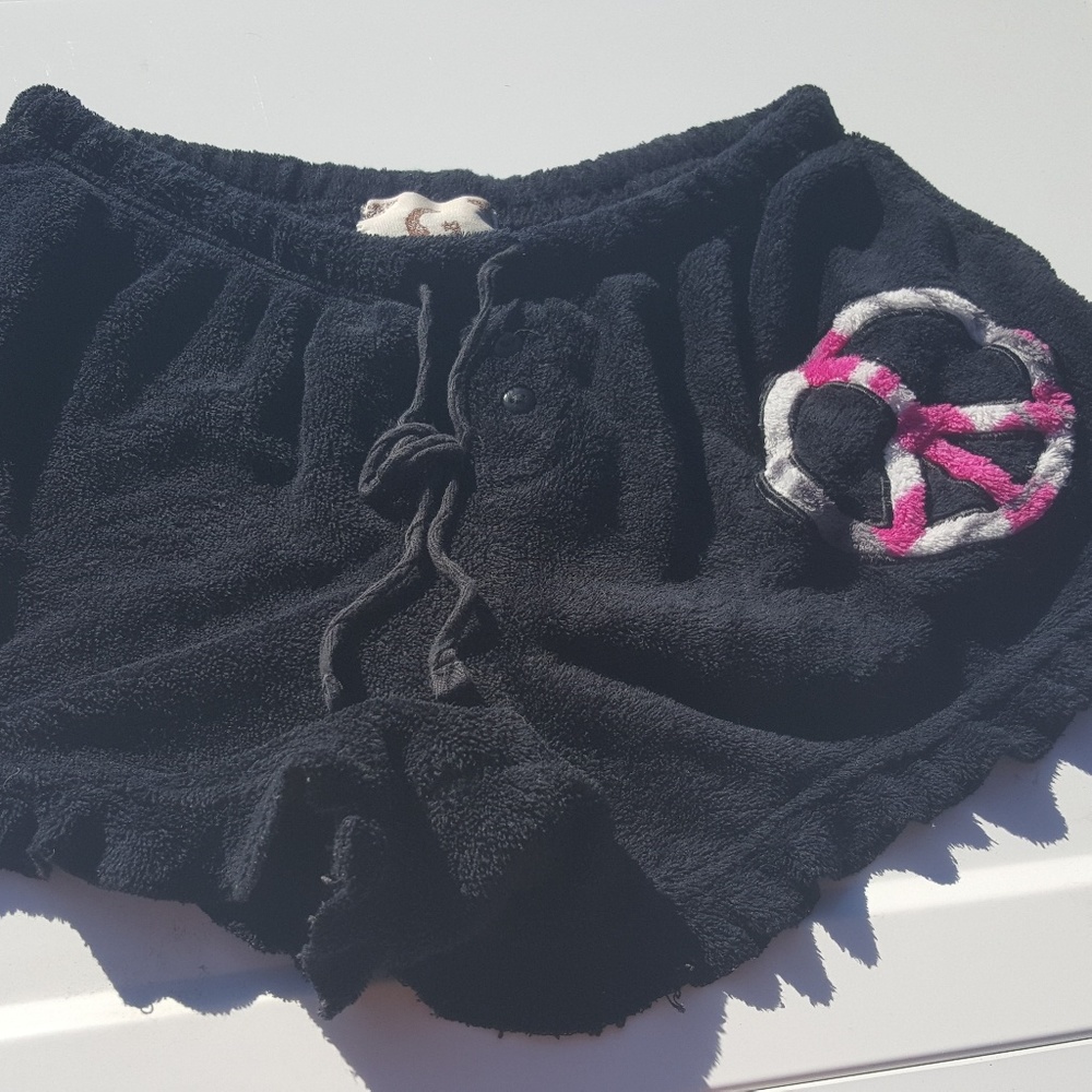 Peace Sign Fleece Sleep Shorts