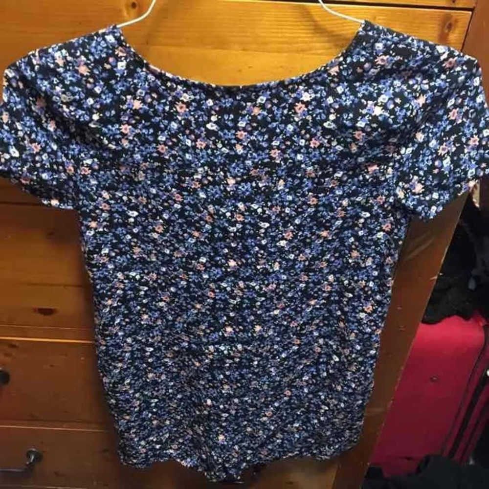 Romper - Picture 3 of 4