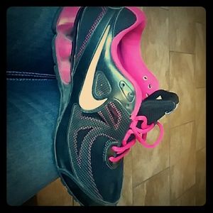 Nike reax run 7 shoes