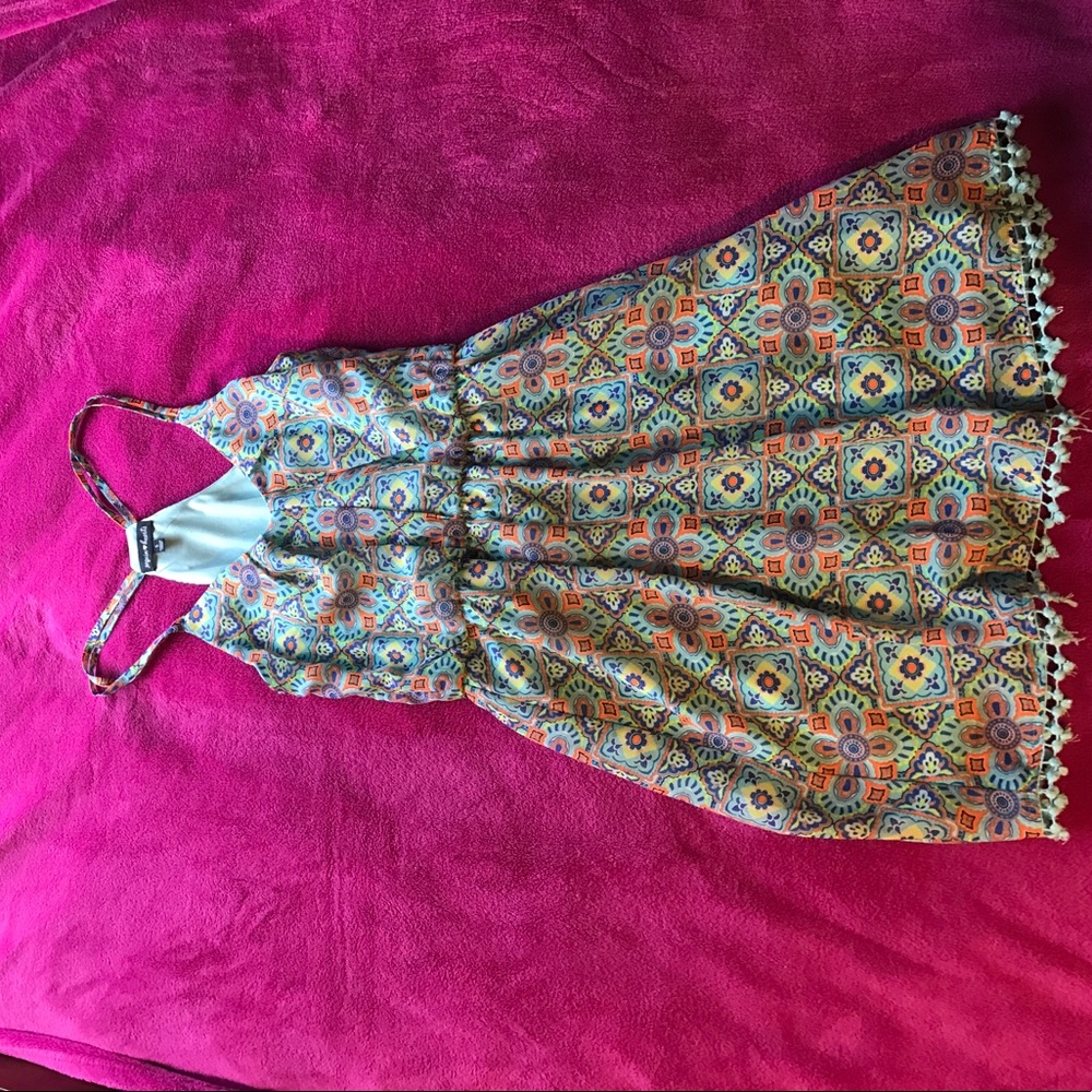 Cute dress!