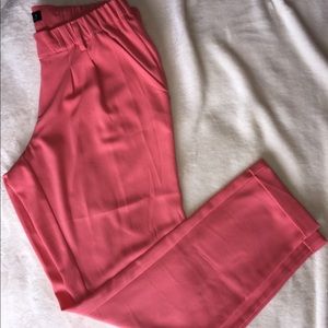 Guess Pleated Trousers with Cuffed Ankles