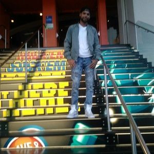 Meet your Posher, Jermaine