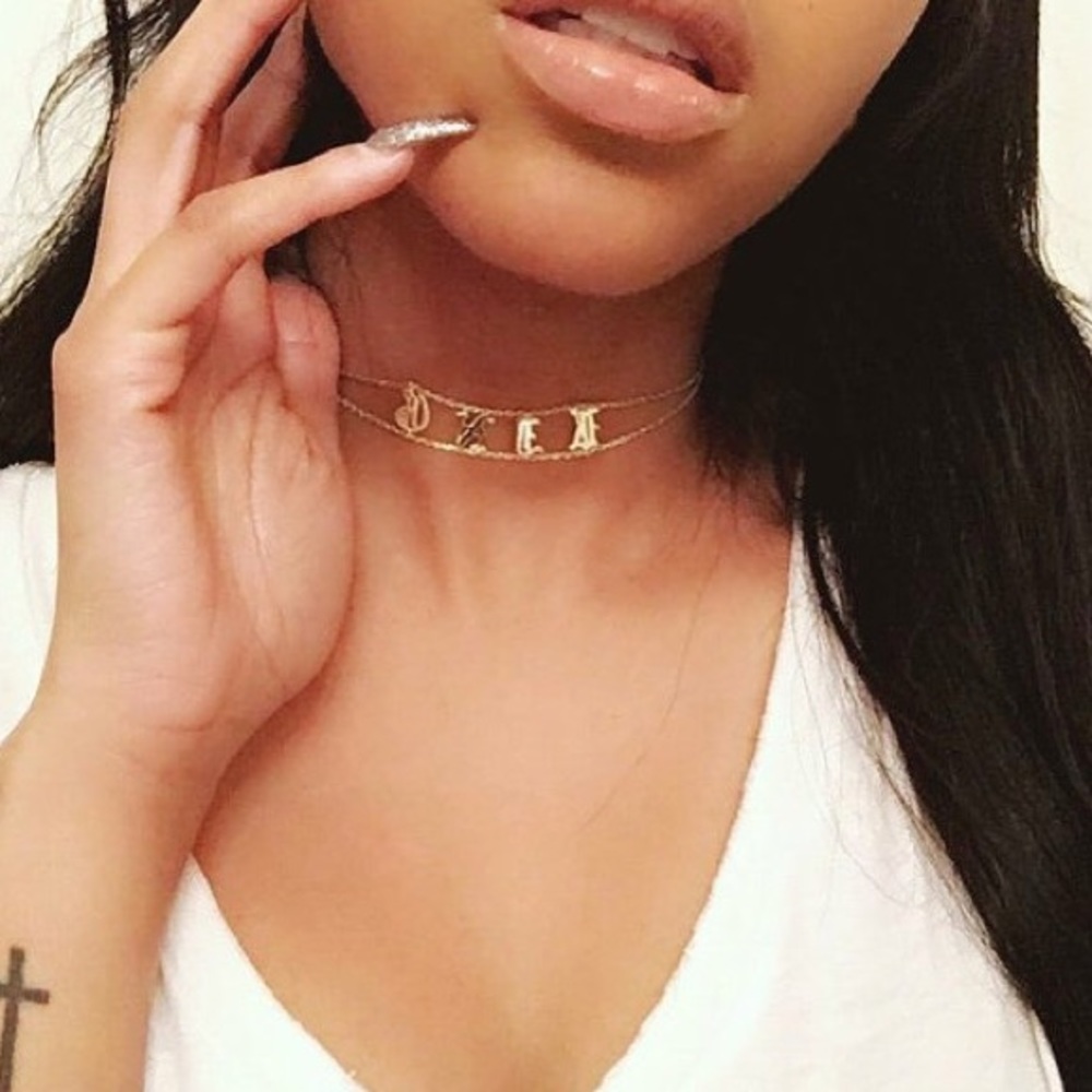 ✨Customized Old English Chocker✨