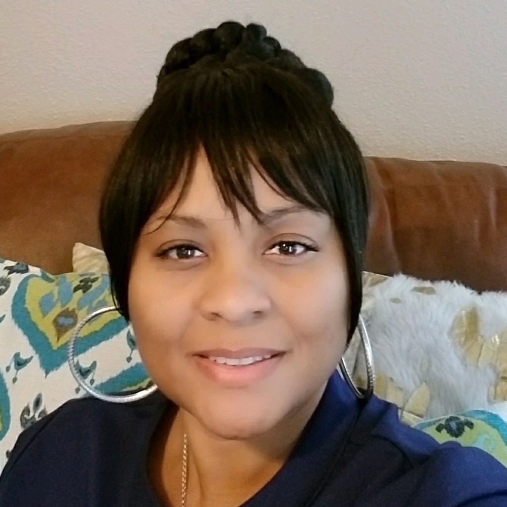 Meet your Posher, Alaya