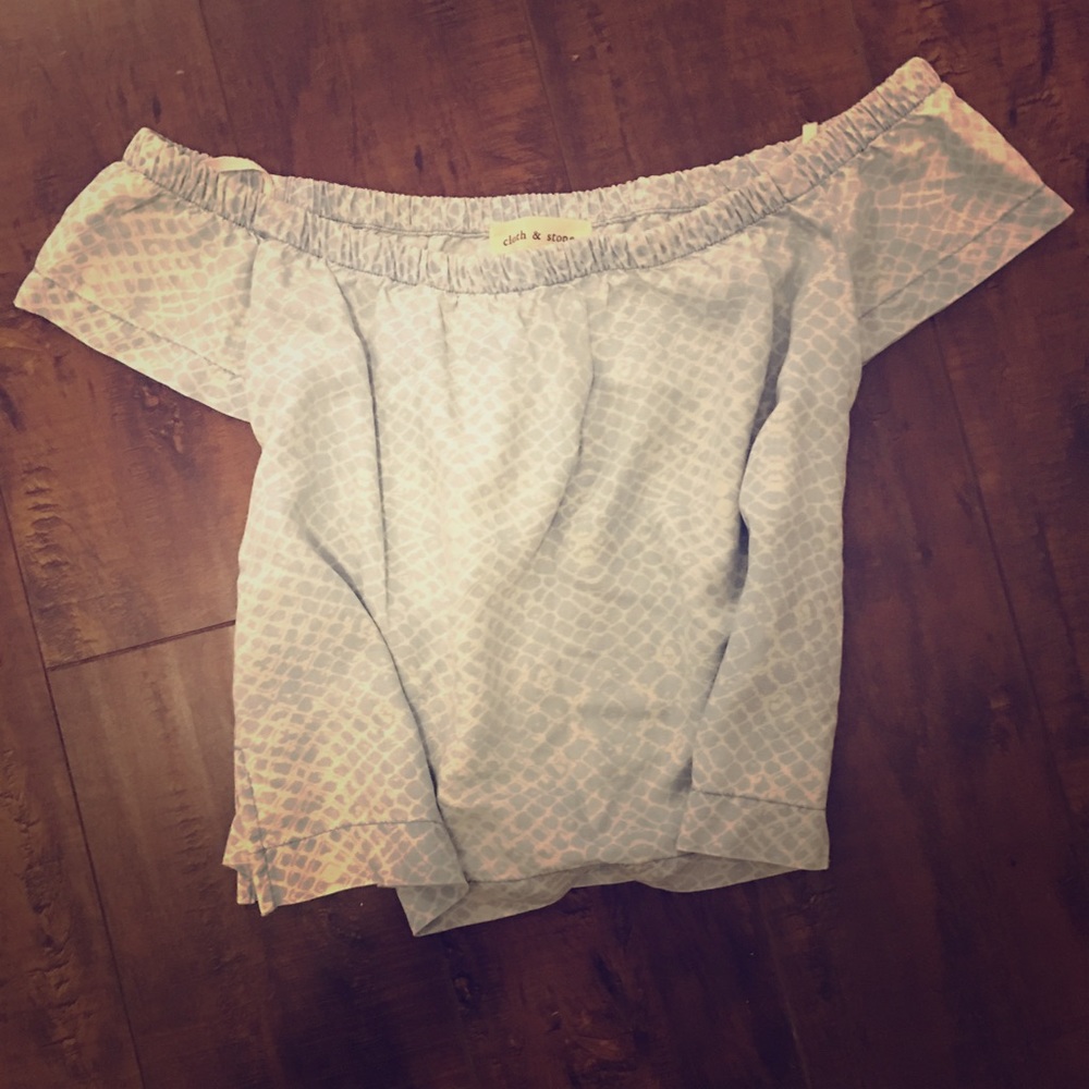 New Cloth & Stone off the shoulder chambray top